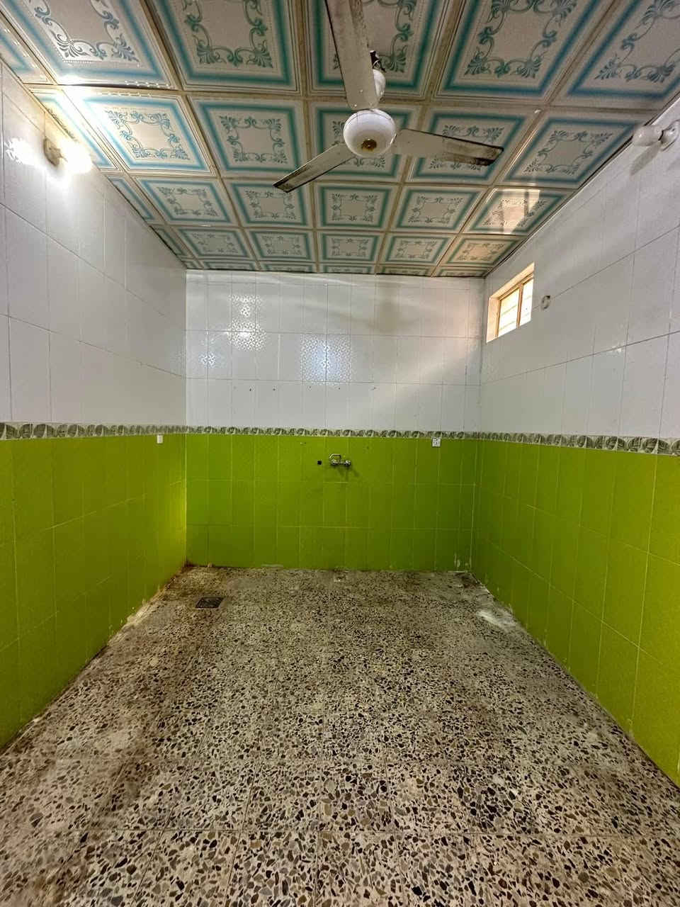 دار للبيع في حي السلام

🔸 المساحة: 100 م²
🔸 الواجهة: 5 م
🔸 النزال: 20 م
🔸 عرض الشارع: 10 م
📍 الموقع: خلف المركز الصحي

🏠 طابق واحد (صب مسلح)
🛏️ غرفة نوم
🛋️ صالة
🍽️ مطبخ
🏡 استقبال
🚻 صحيات داخلية وخارجية
للاستفسار اكثر الاتصال على الارقام التالية 

***********

***********

***********

او زيارة مكتبنا 

الواقع في حي السلام المطل على شارع 60 الجديد ،
او مقابل مدينة العاب السلام .
