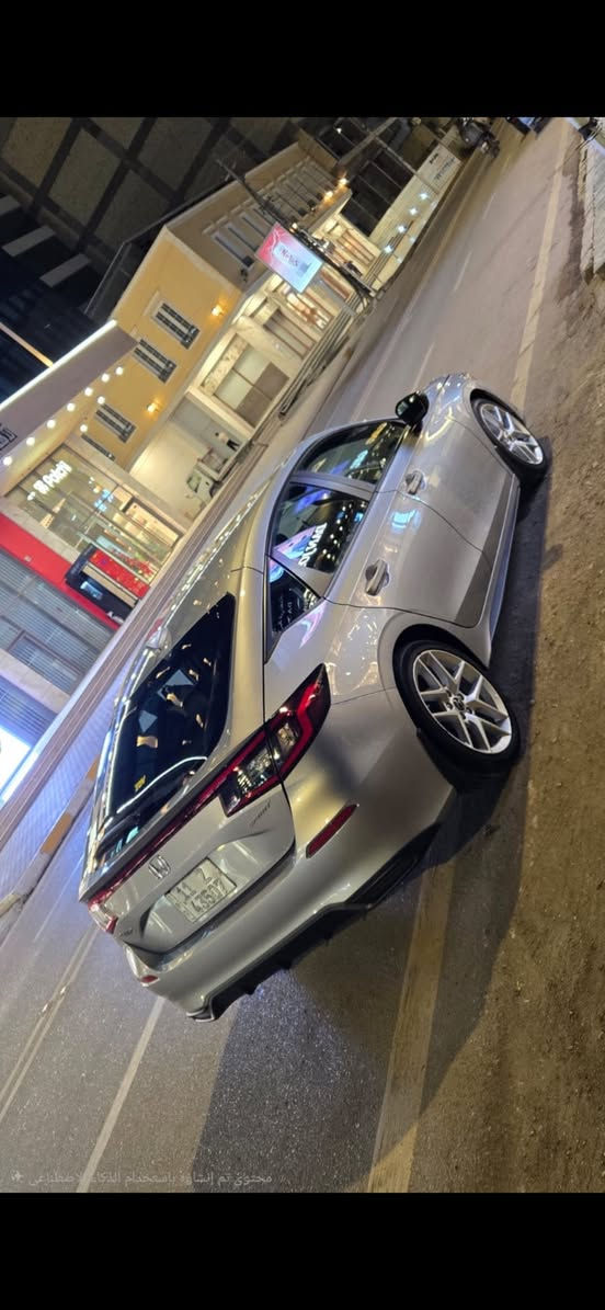 السلام عليكم
للبيع او مراوس 
هوندا سڤك 2024 ياباني 
 محرك 2,000  فقط بانزين  
كشنات جلد ومخمل 
تحكمات  استيرن جهتين 
شفتات استيرن سرعه 
اتلث انضمه قياده 
سايد بريك دكمه كهربائي 
اوتو هولد 
نضام اطفاء ذاتي في الازدحام
شاشه جبيره تدعم ابل كار بلي واندورويد اوتو 
شاشه دجتل الكيجات  
رادار وتحديد مسار وتثبيت مسار عند الخروج من الخطوط
تشغيل عن بعد 
بصمه 
لايت زنون 
صبغ فقط البنيد 
ماشيه 30 الف ميل
السعر 145$ وبي مجال شي قليل 
الرقم ***********
