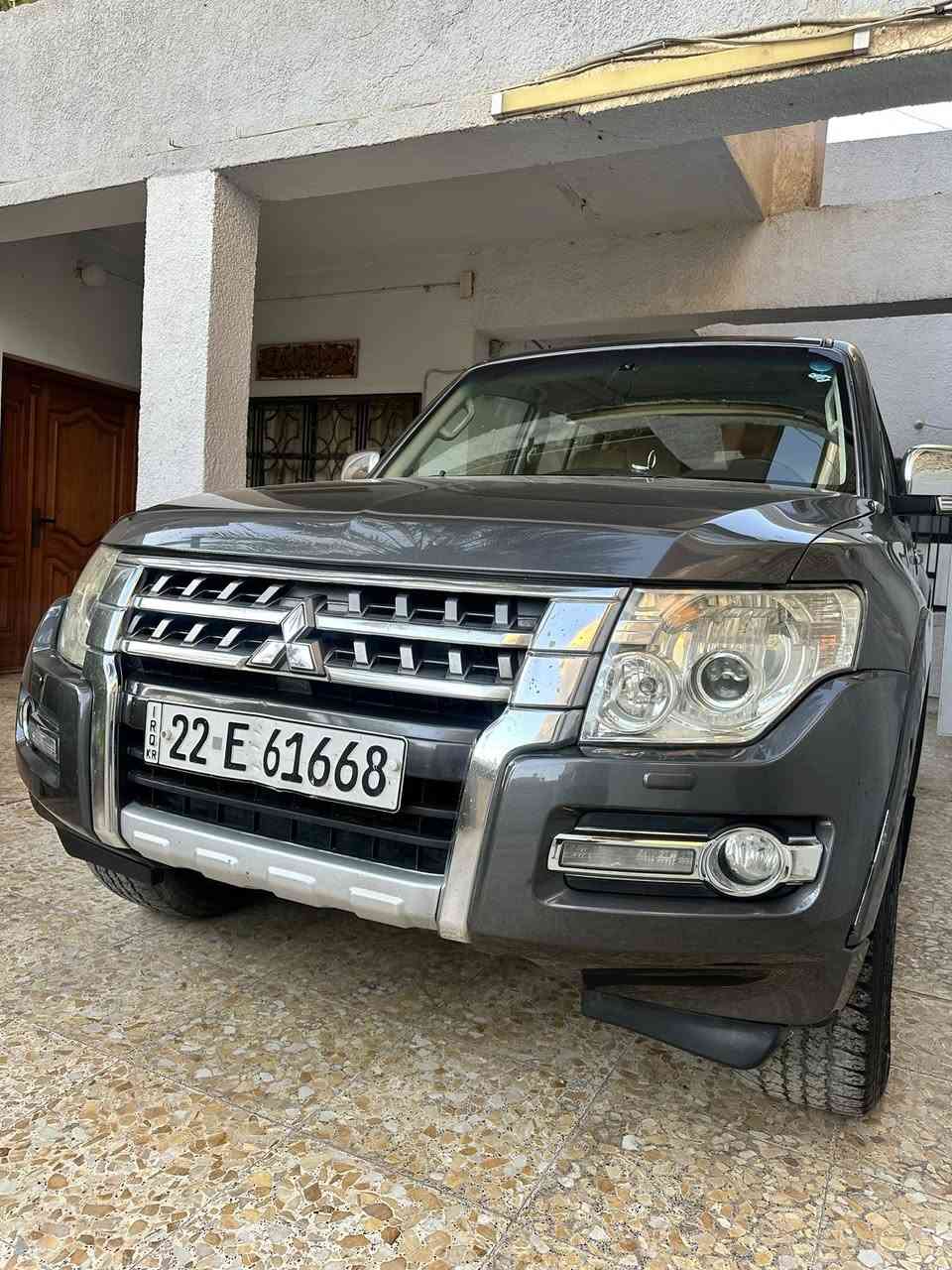 حياكم الله ✨
باجيرو موديل 2018
محرك 3500/4x4
موصفات 
فتحة سقف 
تحكم مقود 
كامرة خلفيه
7 راكب 
3 قطع تبريد 
كشافات اماميه 
وباقي الموصفات المعروفه 
 السيارة حلوه وبدون اي نقص 
*صبغ جاملغ وباب بدون حادث 
مكان السيارة بغداد 
علق يوصلك السعر 👍
رقم صاحب السيارة ***********
للاعلانات ***********

#سيارة #العراق #بغداد #بيع #شراء

