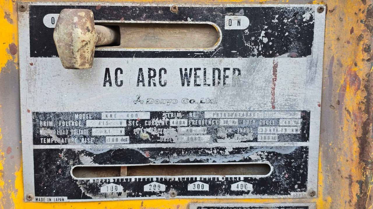 مكينه لحام يابانيه ملف فافون راسطه شغاله سنكل للبيع
***********
