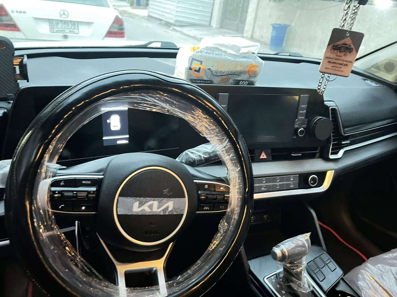 سلامً عليكم سبورتج 23 اربيل بسمي وارد امريكي حادثها جاملغ وبنيد بدون دواخل مكينه 2500 سعر 183 مكاني حي جهاد***********
