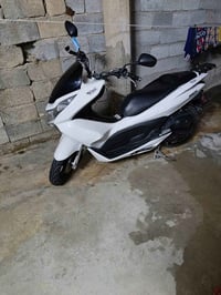 دراجه qsx جيل الاول ياباني  JF دراجه ماشيه 44 دراجه خير من الله جاهزه ...