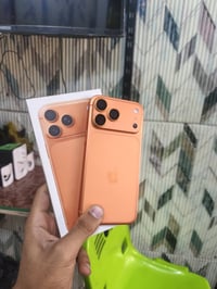 ايفون 17 برو ماكس برتقالي شرق أوسط 🧡 ذاكره 256 بطاريه 100🔋⚡           ...