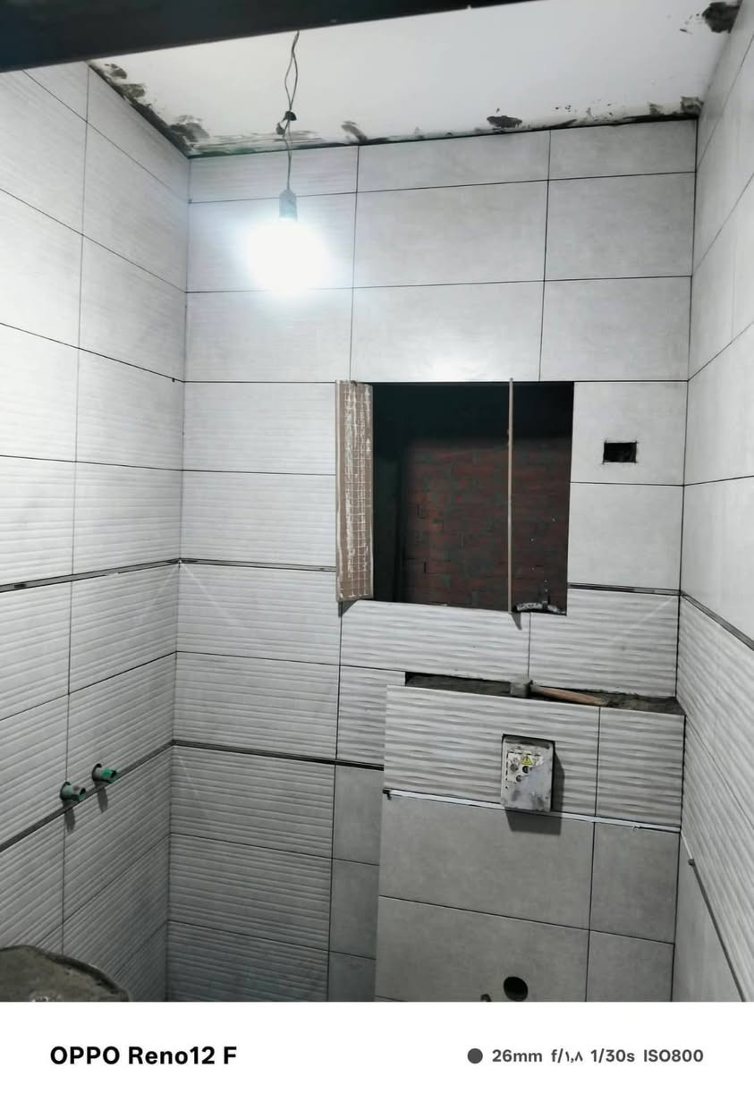 السلام عليكم خلفة سراميك بورسلين لواح كاشى ومرمر وبيات شغل درجة أولى
التواصل***********
