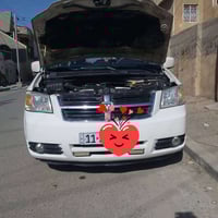 كرفان 2008 للبيع فقط. دوج كرفان XST  ابواب وزجاج وكشن السائق كهربائي ش...