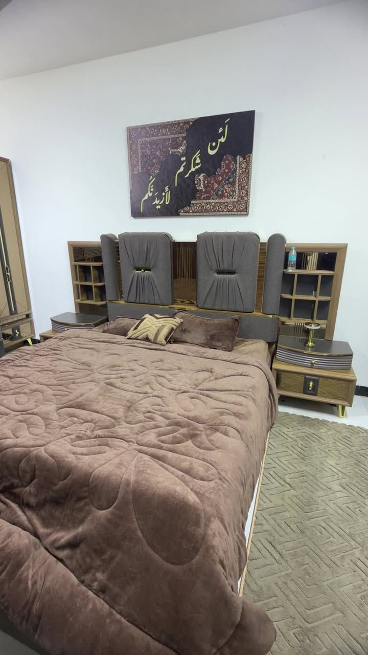 غرفه للبيع نظيفه جداً تركي ثكيل عنواني الناصريه الشموخ
