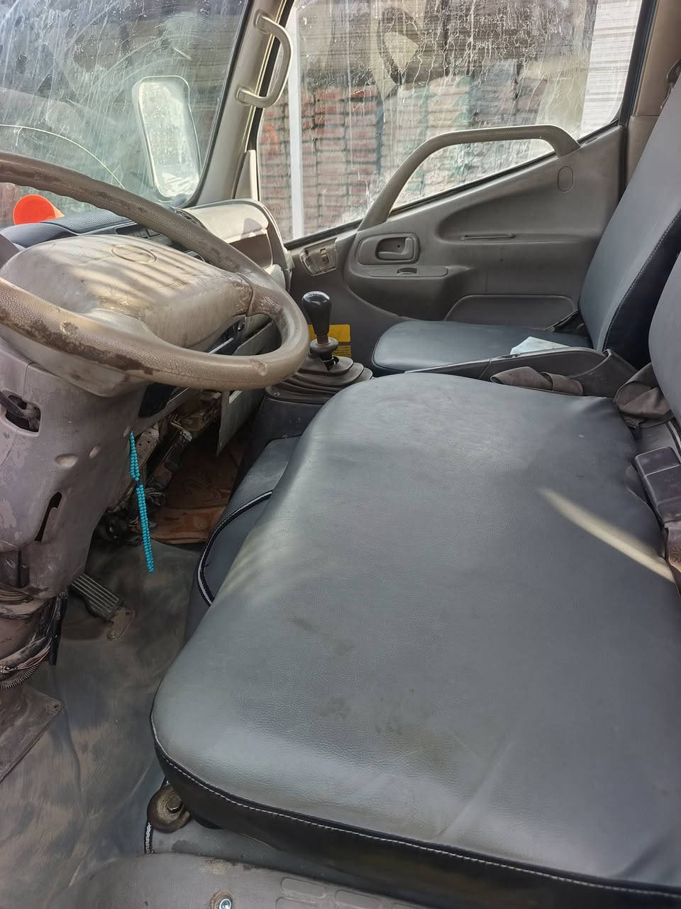 السلام عليكم
تويوتا انكر للبيع

تخم تاير جوبلس
موديل 2005
باتريات جديده

الاستفسار ***********
