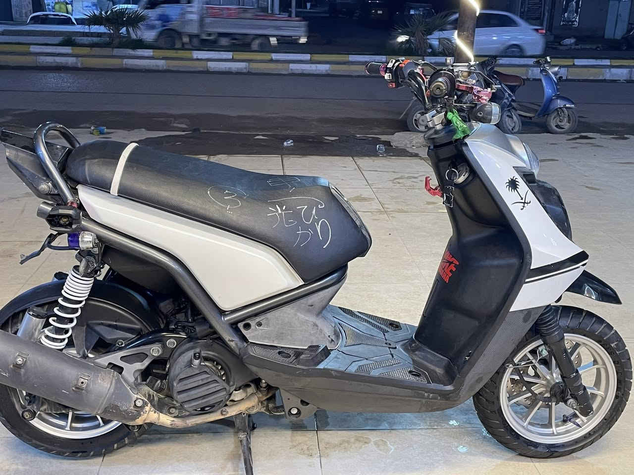 سلام عليكم شباب سكنس جبلي دراجه كارتون بلاديه مكينه بس ولفات شرط الفحص بيهة تزويدات خارجي ويلات ويدات بريكات وبكلايت وبيهة كلج رياضي اجه وياهة بلادي  دراجه انضف من الصور تجي وتشوف بعينك ما متعوبه مكاني ناصريه شراي تصل وبيك خير وتدلل سعرهة كلش مناسب لو مراوس ب ماكس بلاديه كون ما مفتوحه ***********
