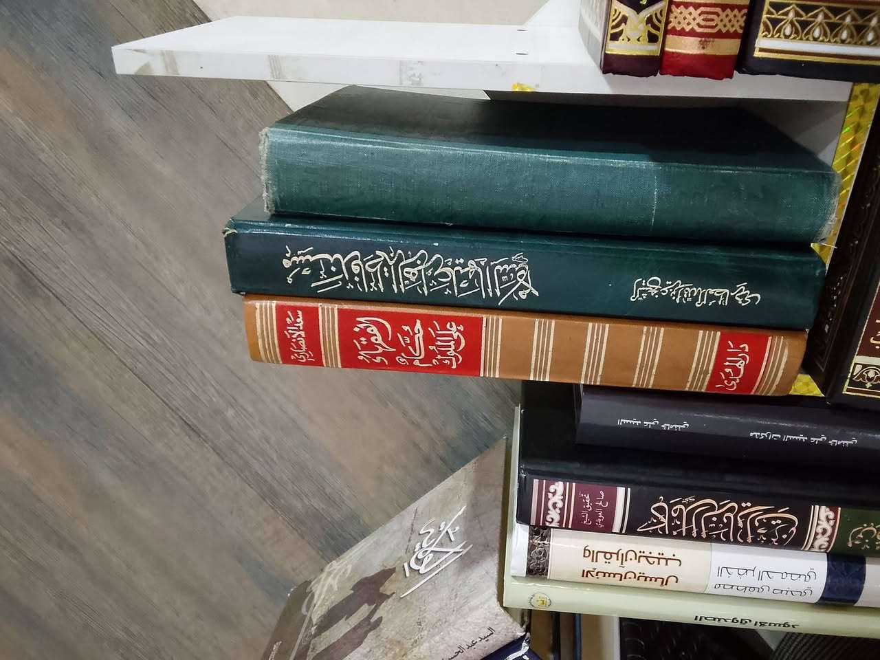كتب للبيع مكاني بغداد المدائن رقمي *********** بلا زحمة لايوجد توصيل  كتب نظافة 90بل 100...
