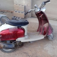 دراجه عبد الحليم  رايده ب١٠٠ وبيه مجال شغاله وكامله نقصه بس شوته وجوزه...