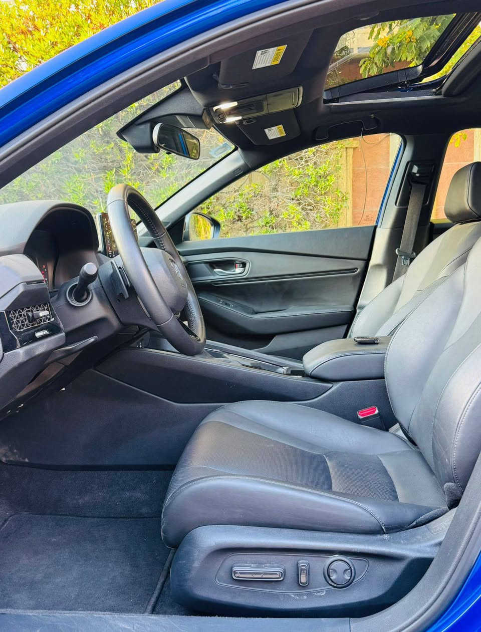 ‏ Honda Accord Hybrid 2024 Sport L
موديل :- 2024

♦️السيارة جاهزة

لون :- ازرق

قوة المحرك :- 2.0 Hybrid

عداد المسافات :-8000 ميل بحالة الزيرو

مواصفات السيارة :-  Sport - L

♦️بصمه عدد 1

♦️ شاشة نفكيشن 

♦️ تحكم مسجل 

♦️ تحكم سرعة 

♦️ بصمة تشغيل 

♦️ دخول ذكي 

♦️ لايت زنون 

♦️ رادار امامي 

♦️ رادار تحديد مسار 

♦️ كامرا خلفية 

♦️ فتحة سقف 

♦️ اوتو بارك 

♦️ هاند بريك بصمة 

♦️ درايف مود 

♦️ مثبت سرعة 

♦️ حساس مسافة امان 

♦️ اوامر صوتية 

♦️ مقاعد كهربائية 

♦️ مقاعد جلد  

♦️ مرايات كهربائية 

♦️نظام النقطة العمياء   

ضررها كما موضح بالصور بنيد مبدل ومصبوغ 

وباب خلفي نص  وجاملغ خلفي مصبوغات امريكا سياره جديده بمعنى الكلمه بدون ايرباكات 

للاستفسار الاتصال على الرقم 

*********** اتصال

*********** واتساب
