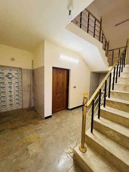 اعلان …… 📣📣
بيت للبيع مميز في #الغزالية
🔴بمساحة120 واجهه6 نزال20
الموقع /الغزاليه شارع المشجر مربع الملعب 📍👌

بناء من الاساس بااضلع غير مشتركة✔️
🔴غرف نوم عدد 4
🔴صحيات عدد 4
🔴استقبال معزول 
🔴مطبخ معزول 
🔴ارضية مرمر

السعر 340 مليون بي مجال 

للاستفسار اكثر 
متوفر اتصال او واتساب ☎️*********** ☎️

مستشارك العقاري الاول في الغزالية
