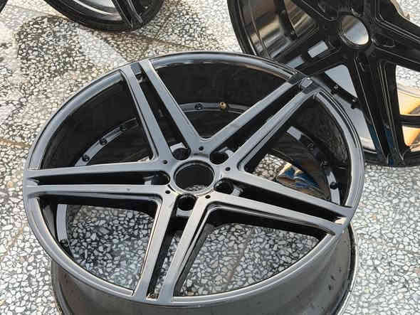 ويل حجم 20 جدد ونضيفات 
السعر 475 وبيهن مجال 
***********
