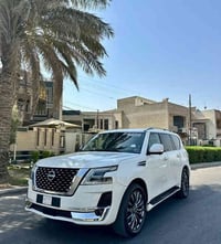 نيسان ارمادا 2024 بلاتينيوم اعلى فئة السياره مواصفات كلشي بيها ميحتاج ...