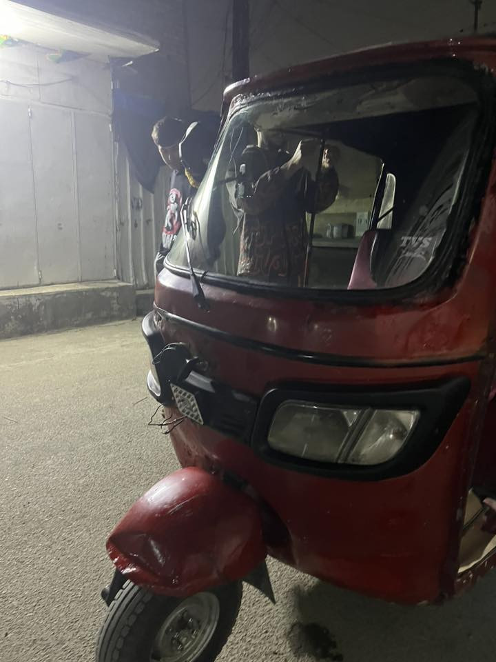 السلام عليكم تكتك للبيع مستعجل السعر ١٨٠٠ وبيها مجال 
العنوان بغداد التاجي موديل ١٩اواق اصولي مكينة مكفولة جديدة 

***********
