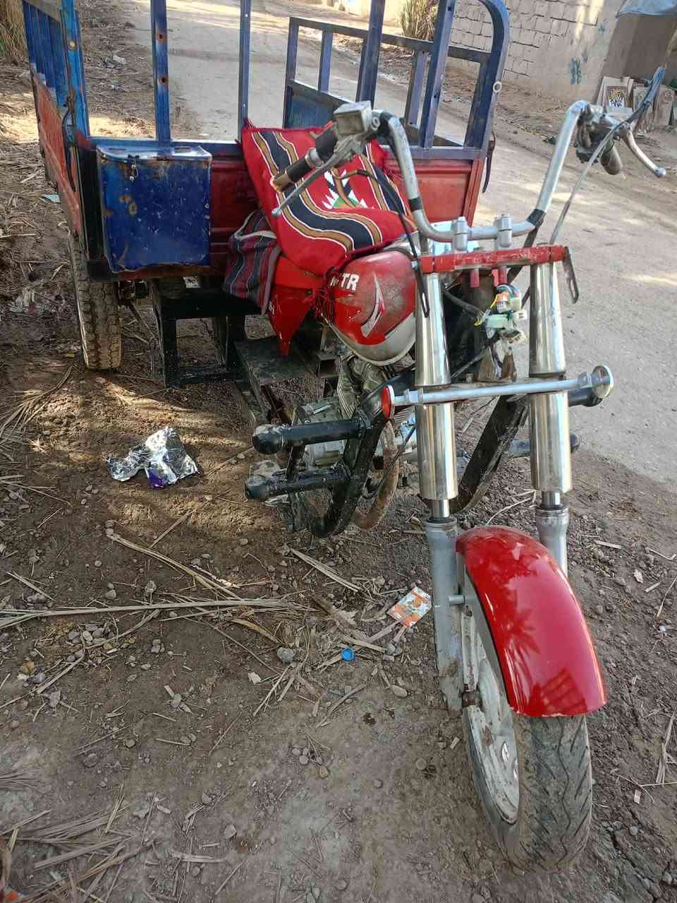 البيع امتيار موديل 2008 رقم وسنويه مكفوله كفاله عامه بدي نضيف كهربائية شغاله نكره  محرك 23 اكسن نضيف تخم تاير دبلات جدد   مكاني بابل كفل الاستفسار ***********       سعر 950 وبيها مجال
