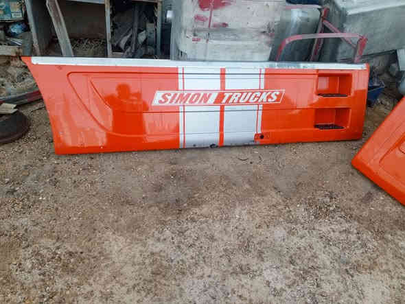 سلام عليكم سبايدرات حاجب مع القواعد محور طويل شرط وربي كاملات رمادي محور طويل ***********
