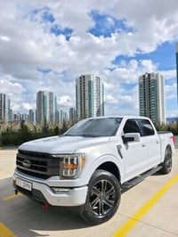 فورد F-150 XLT • ٢٠٢٢ • ٨٥٠٠٠ ميل