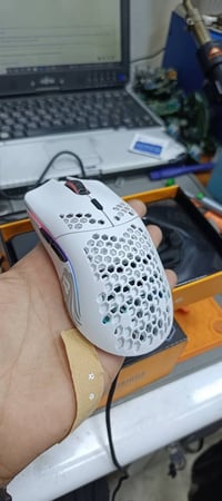 ماوس كلوريس مودل o اخو الجديد السعر ٥٠ الف ٠٧٧٣٩٩٣٠٢٥٦