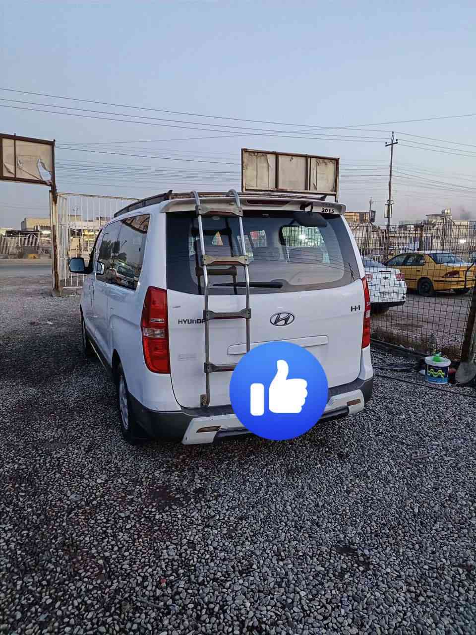 سلام عليكم 
ستاركس 2015 مفتوح مكفولة كفالة عامة تخم تاير جديد حدادية كير اكسل كلة فول مكينة بيها بخار..رقمها ذي قار مشروع وطني السنوية نافذة قبل شهر  بسمي شرط مداور بأقرب وقت مكان السيارة بغداد حي النصر..
الشراي اتصل على هذا الرقم وبالخدمة ***********
