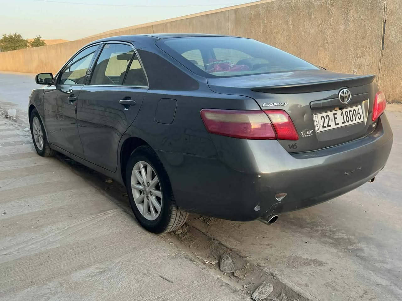 سلام علیکم
سیاره کامري 2007 محرك بلادي 6 افلون بيهه كوبون بنزين سياره بييه قطعتين فقط نص جامرلغ ونص بونيد..سعر93 بيهه مجال ***********
