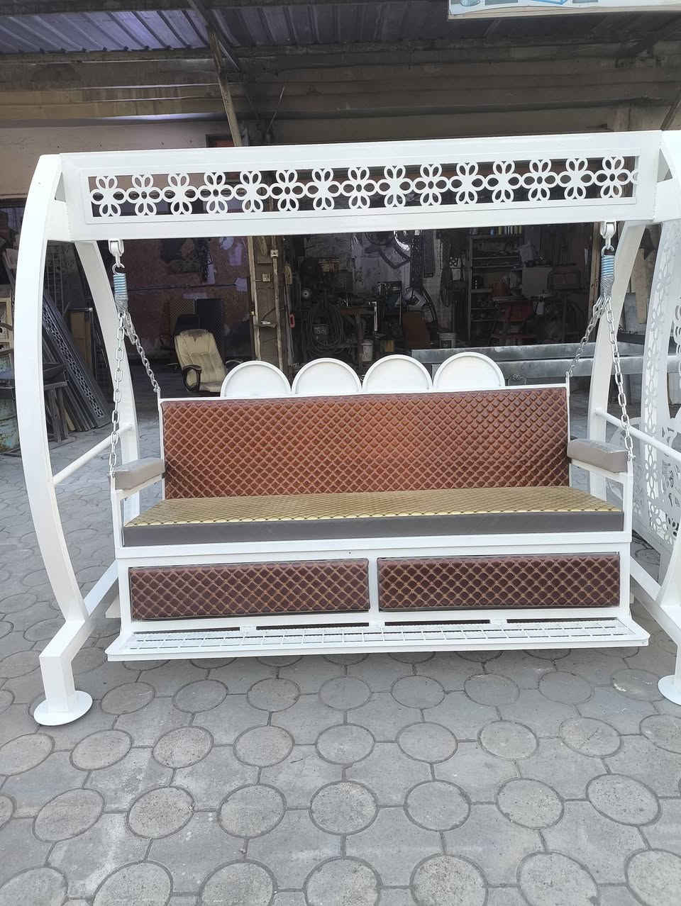 مراجيح شغل درجه اولى حديد ثقيل
كل حجم وشكل اله سعر 
للاستفسار ***********
فلوجة مقابل بطاقه السكن
