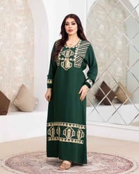 دشداشة نسائية • تطريز ستراس • مقاس 2x/3x