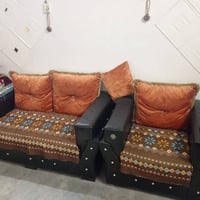 للبيع تخم قنفات مستعمل نضيف السعر 225 وبي مجال 07816630016