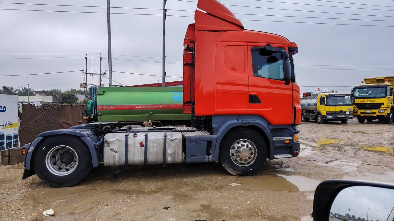 سكانيا ٢٠٠٤ سلمانيه رقم دولي تستلم عربه جوبلس ثلاثة محاور السعر ٢٢٠ ورقه *********** /***********  أبو فهد
