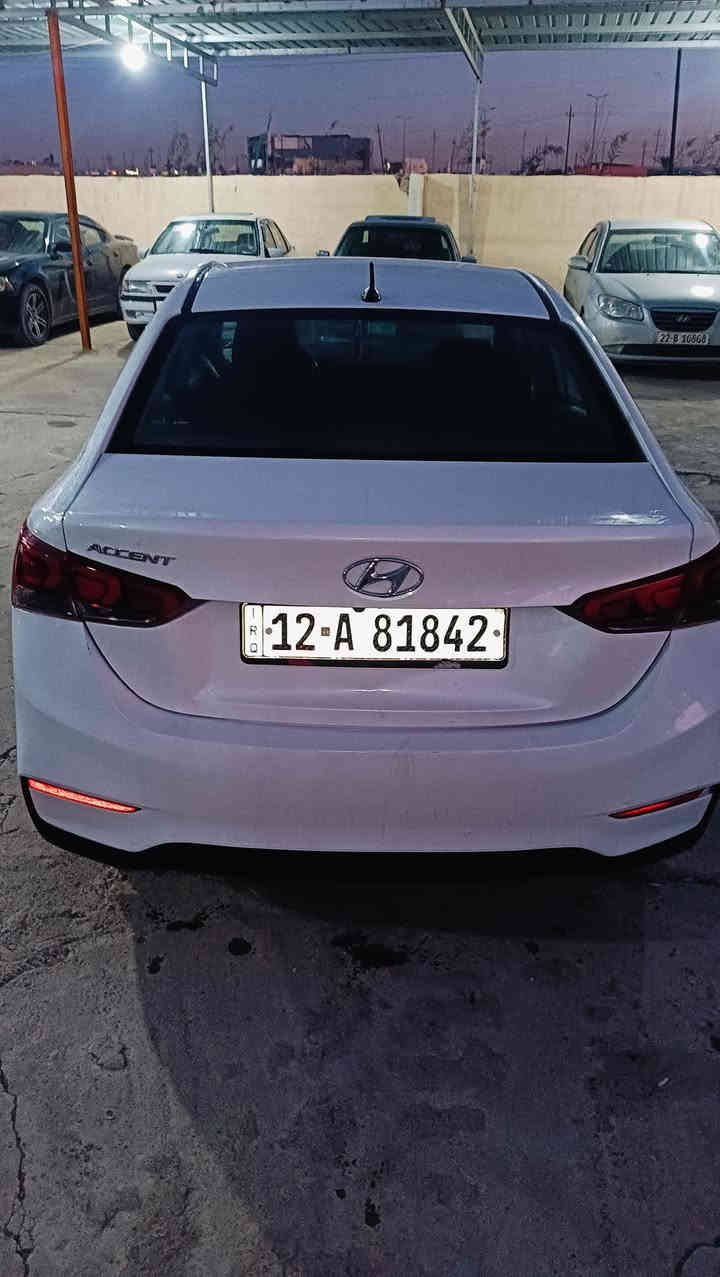 السلام عليكم 
للبيع اكسنت 2019 
امريكي كيرو مكينه بشرط 
قطعه واحد صبغ 
سعر 128 بيها مجال 
رقمها انجليزي سانويه عظم 
شرط الوكاله والتحويل 
كربونها موجود سياره جاهزه 
مكان السياره موصل سهل نينوى معارض برطله بانوراما 
للاستفسار 
***********
***********
