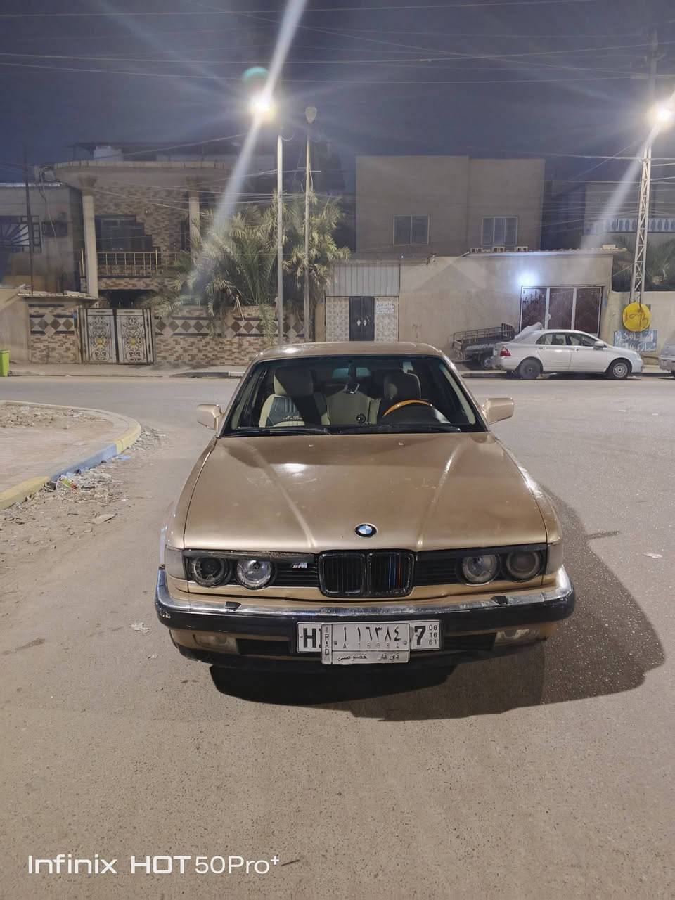 سلام عليكم
بي ام 735بدي قديم كفاله كير ومكينه سياره نقص دعاميه خلفيه والحداده سنويه 2026 راعيه موجود تحويل شوكت ماتريد رقم ذي قار السعر 38$
*********** 
البصرة
