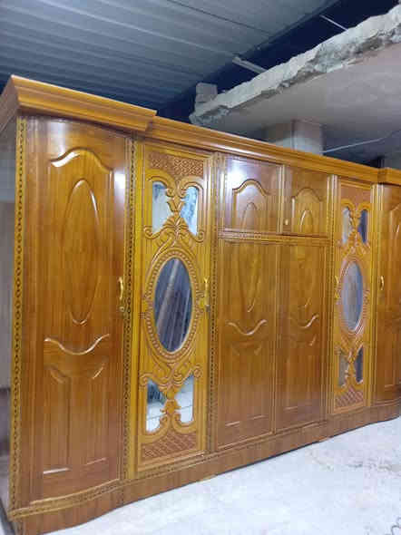 يالله 
غرفة نوم 6ابواب  طابق  وربع 
صاج تسكام 4ملم 

الضهر جرجوبة براغي 

كنتور ابواب منفصله 

الزاوية كنتورية برتفاع الكنتور 

الغرفة ستخدام شهرين فقط  
يعني جديده مال عرس
  
السعر 750 قغل 
 واصله ومنصوبة يعني شد ونقل مجاني  
جميع مناطق الحله 

العنوان حلة ناحية ابو غرق  
عامود165 شارع الامام مدخل فرع سيد رسول 

*********** 
*********** وتساب
