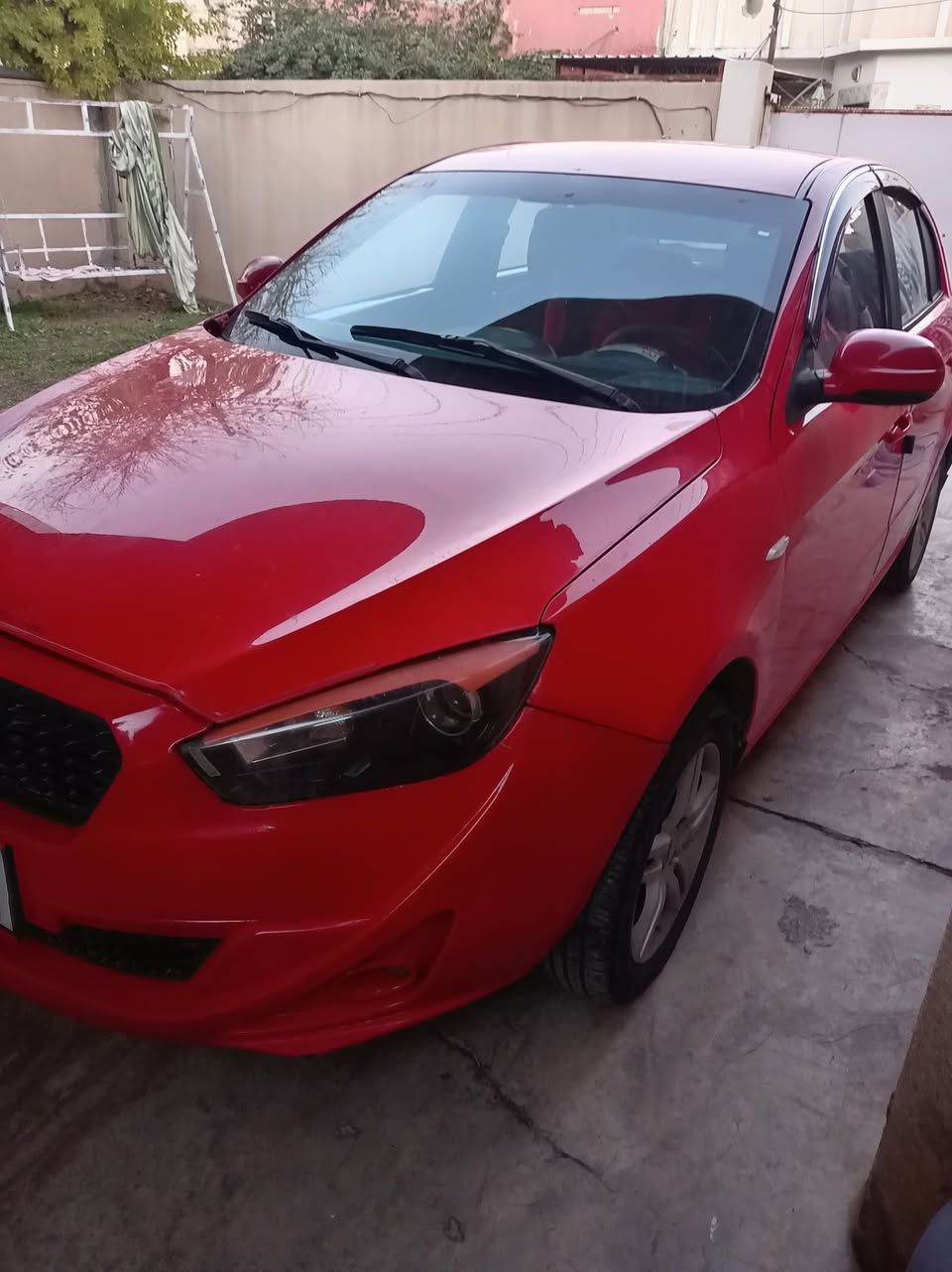 سيارة فاواولي للبيع موديل 2013رقم اربيل 53 ورقه بيه مجال رقم موبايلي ***********اعتثرعلى التعليقات
