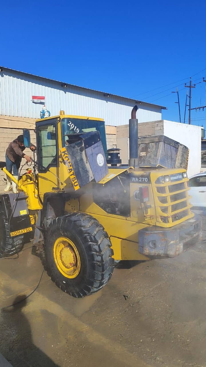 شفل كوماتسو 270 للبيع الاستفسار أكثر اتصل ***********

