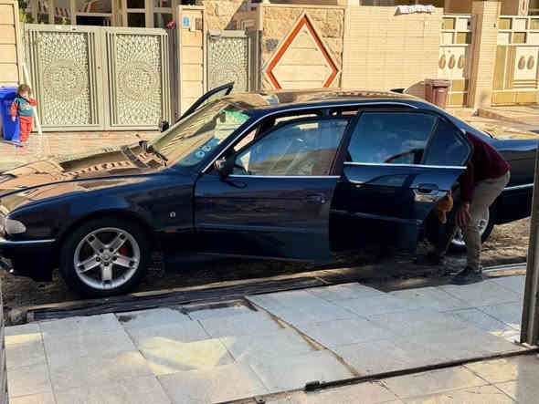 سلاوی خوا لە هەموو لایەک ٧٤٠il سەنەوی سەوز سەیارەیەکی پاک و خاوین قەپات بەس سلاید نییە تایە و ویلی شاز پێش و پشت کەپس لە هەولێرم گۆرینم هەیە بە شتیک بەدڵم بێت نرخی ٣٥ محامەلە هەموتان ازیزن *********** Singapore
