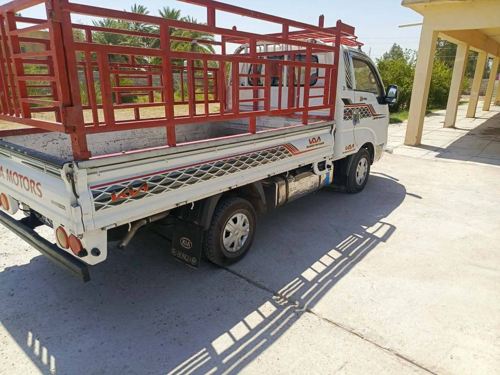 ٢٧٠٠ موديل١٥ جاهزه ومرتبه وكلش حلووه  كير مكينه تخم تاير رقم بغداد انكليزي  هزه وسنويه جدد  تانكي١٢٠ لتر اصلي سل ستيل مال جناي  تبريد ثلج السعر١١٢ مع المجال *********** بغداد, العراق
