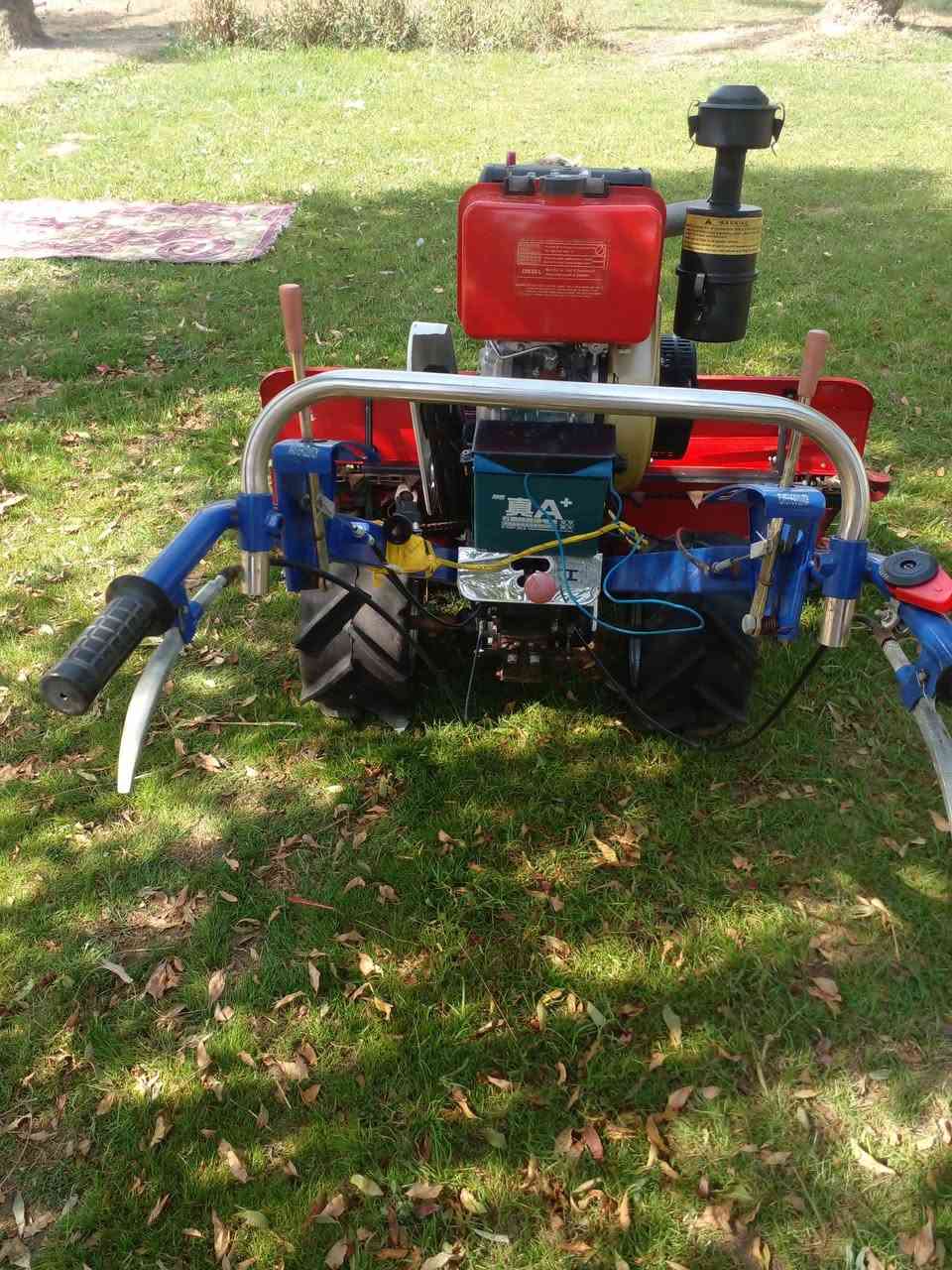 اسلام عليكم ورحمة الله وبركاته عندي هاي الحاشوشه البيع جديده حيل بس مره حشيت بيه السعر مليون و٨٠٠ اليريده يتصل ***********  *********** مكاني الطيفيه شاخه ٢
