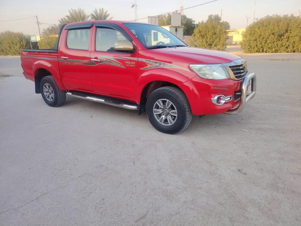 للبيع تويوتا هايلوكس 2014 سيد نهرو فول مواصفات شاصي 22 سنوية جديدة 2030 رقم اربيل دولي ماشية 162 الف حقيقي تخم تاير جديد حدادية جديدة كير مكينة كفالة السعر 230 وبيه مجال المكان واسط عزيزية الرقم ***********
