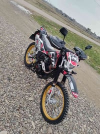 للبيع قفاز كاويار موديل 25 محرك 250 كلو شرط ابلادي سعره مليون و 220 وب...