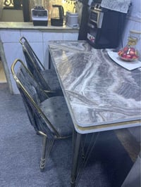 طقم سفرة • سنغافورة