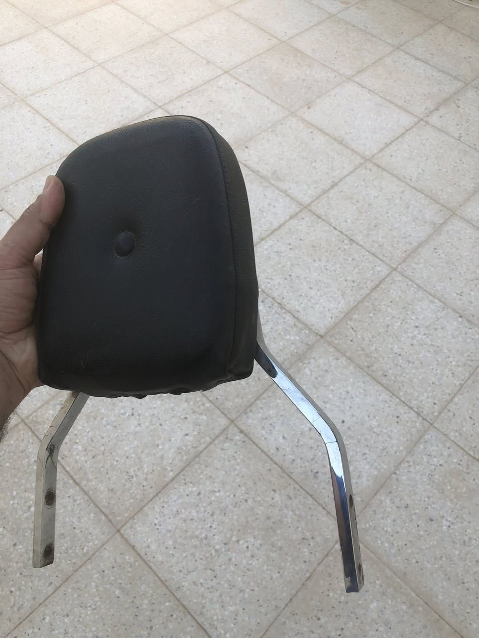 سلام عليكم
قبغ شوتة شادو بيه كسر بسيط جدا ٣٠ الف و بيه مجال بسيط 
تچوة شادو اصلية نظيفة جدا ٣٠ الف و بيه مجال بسيط 
*********** واتساب مكاني بغداد الكرخ

