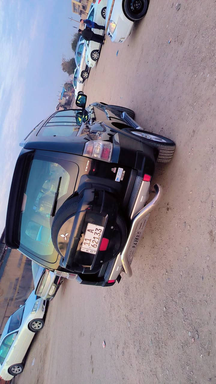 السلام عليكم  باجيرو موديل 2008 فول مواصفات وراد سعودي سياره جديده مامتعوبه رقم بغداد تحويل جديد بيع او امراوس صالون تبريد حداديه تبريد 3قطع ثلاجه دك جرس محرك 3800 المرغوب شاشه كامره كشنات تبريد فول الفول مكفوله من الحادث مكان السيارة كربلاء المقدسة تواصل هذا رقمي ***********
