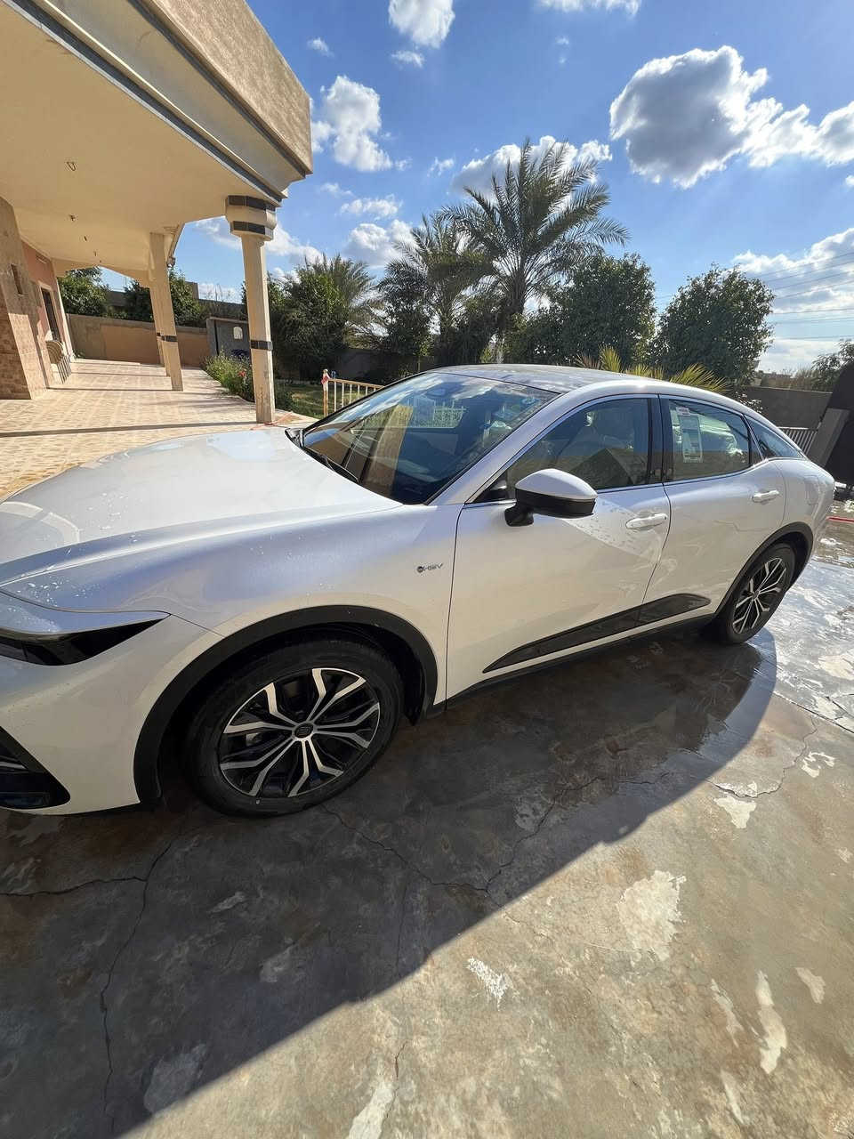 السلام عليكم

تويوتا كروان

موديل 2026

مكفوله كفاله عامه

بغداد, خصوصي سنويه باسمي 

أبيض

جلد

عدد المقاعد 5

 فول 1/1 

اعلى فئه ويل 21 

هايبرد

الكاميرا الخلفية

سقف بانورامي

مستشعر وقوف

بصمة

مثبت السرعة

شاشة

نظام المفتاح الذكي

نظام فرملة الطوارئ

8 وسادة هوائية

المصابيح الأمامية ليد

أبل كاربلاي

التشغيل عن بعد

أندرويد أوتو

ABS

شاحن لاسلكي

كشافات ضباب

تعليق تلقائي

تحذير مغادرة المسار

نظام إلغاء الضوضاء

تحذير من الاصطدام الأمامي

مثبت السرعة التكيفي

محرك السيارة  2500 

مكان السيارة بغداد للأستفسار الاتصال على الرقم 
***********
