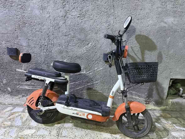 دراجه شحن للبيع بطاريات نص عمر ع للاستفسار ع الخاص او رقم واتس آب *********** موديل 24
