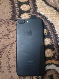 آيفون ٧ • فطر بالشاشة • رميثه