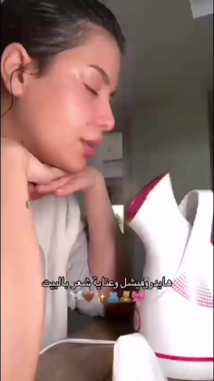 جهاز بخار الوجه من ENZO 💨 ✨
إذا تريدين بشرة نظيفة ونضرة مثل الصالونات 😍
هذا الجهاز راح يغير روتينك بالكامل 👇
✔️ يفتح المسامات وينظف البشرة بعمق
✔️ يساعد على إزالة الرؤوس السوداء
✔️ يرطب البشرة ويخليها ناعمة ومشرقة
✔️ مناسب لكل أنواع البشرة
💆‍♀️ استخدميه قبل التنظيف أو الماسكات لنتيجة أقوى

🎁 عرض خاص لفترة محدودة
📩 للحجز راسلينا خاص قبل لا يخلص

 #اكسبلور #للحجز_والاستفسار_مراسلة_الصفحة #يوجد_توصيل_لكافه_المحافظات #شارك #متابعة #للبيج


**إذا كنت صاحب هذا الإعلان وتريد حذفه لأي سبب، رجاءا أرسل رسالة إلى الدعم الفني**