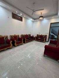 طقم ١٠مقاعد • نضافة ٨٠٪