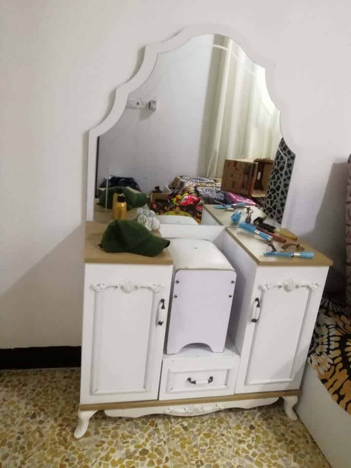 غرفه نوم شبابيه نفرين نضيفه سعرها 250مع الدواشك 
الاتصال على هذا الرقم ***********
