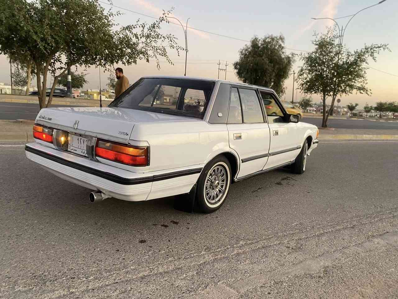 سوپر 1985
گير و محرك بطه شرط تضرب بي فصله 
ترايك للبصره تخم تاير جديد بلاك و نوزلات جديد
صبغ عام للجماليه سياره نضيفه و حلوه  
سنويه مشروع وطني لل2028دفتر بانزين بي 
سياره مال جناي و مال بيت بي شويه مصرف قليل  
سعر 40 و بي شويه مجاله مكان سياره كركوك /رحيماوه 
وقم او واستاب / ***********
