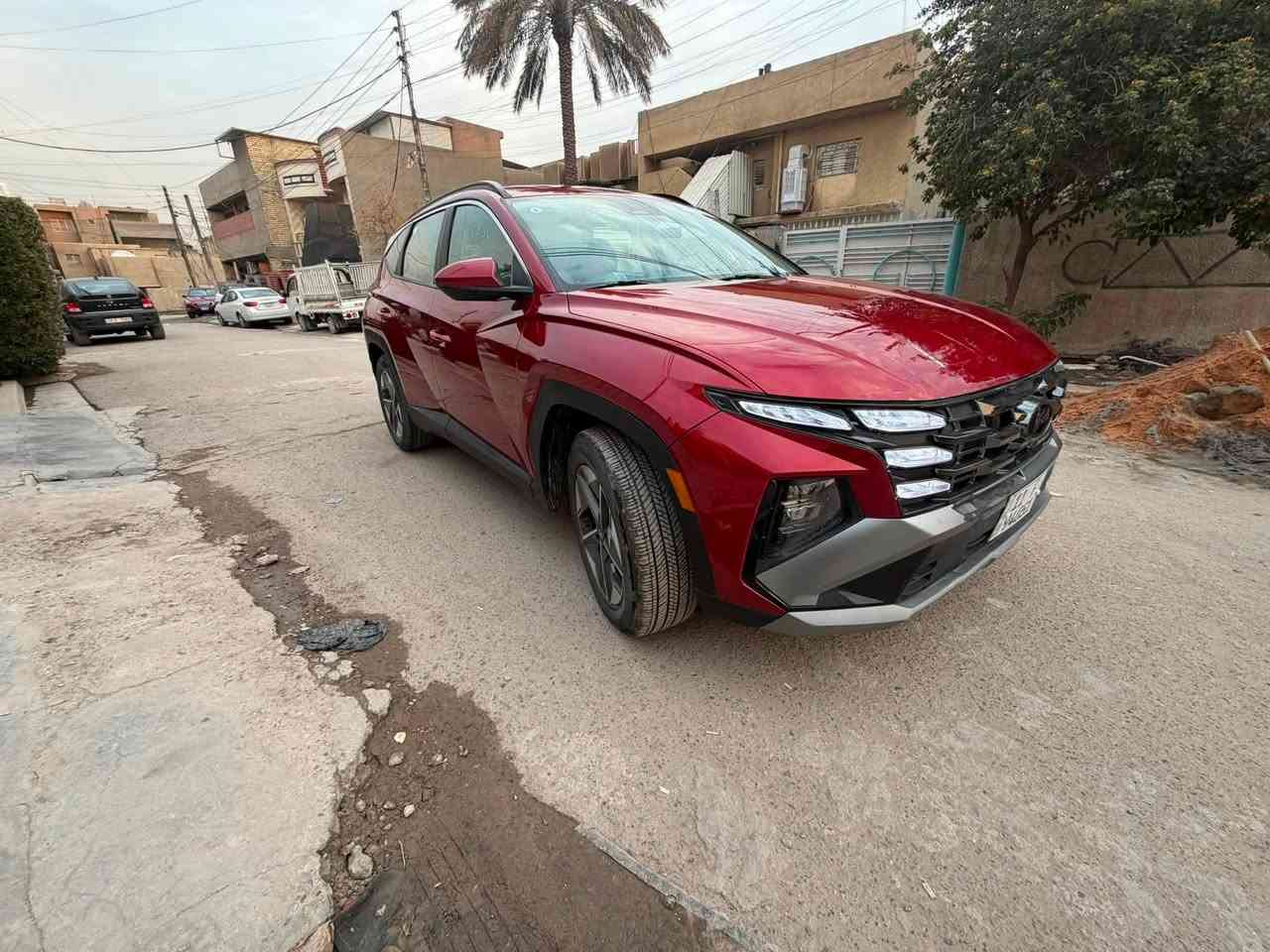 بدون صبغ فقط بارد ماشيه 26000
مواصفات رادارات 
تدفئة كشنات
صندوق كهرباء 
كشن سايق كهرباء
3 كاميرات
شاشه متصله
تشغيل عن بعد
للتواصل ***********
